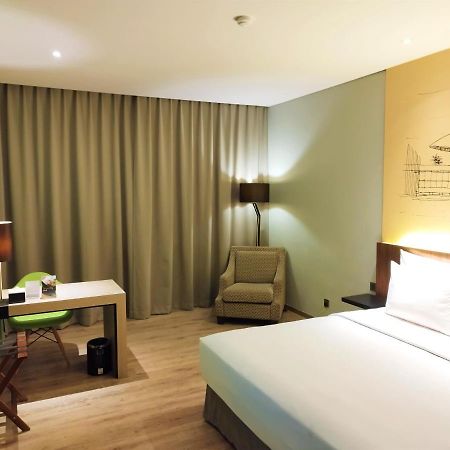 Aone Hotel Jakarta Exterior foto